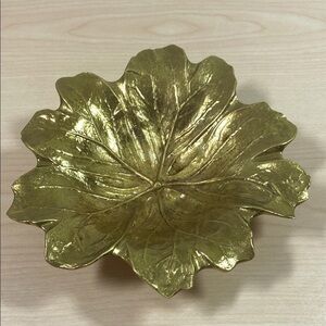Virginia Metalcrafters Brass May Apple Leaf-Shaped Decorative Bowl